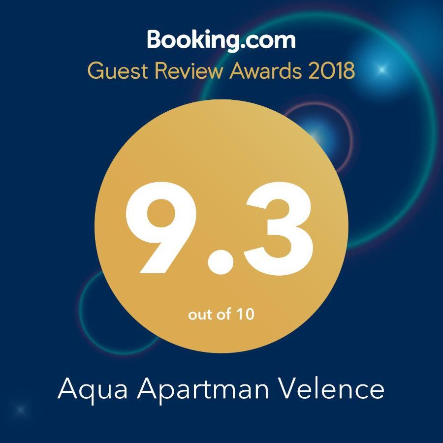 Aqua Apartman Superior Velence Exterior photo